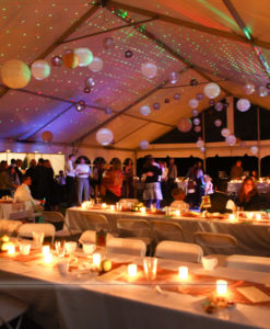 Lampionnen ook mooi tijdens huwelijk