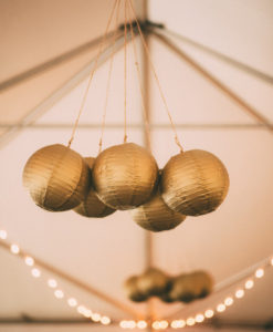 gouden lampionnen kluster