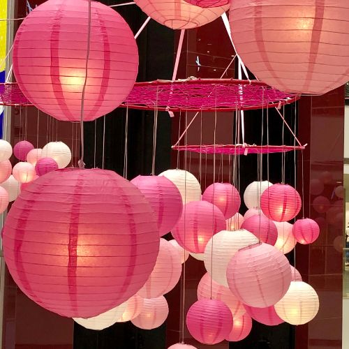 roze lampionnen